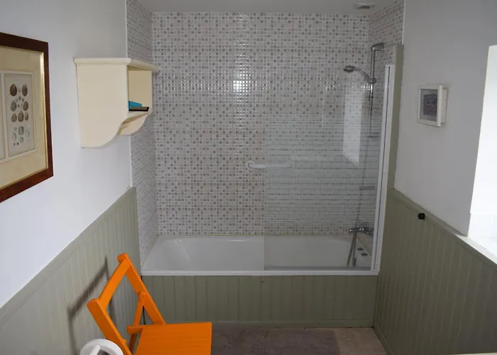 Charming 17th Century Normandy Longere In Valdalliere, Calvados * Le Theil (Calvados)